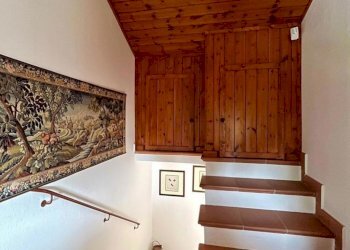 Scale solaio - Villa via C. Goldoni  17, Alta Valle Intelvi - foto 17