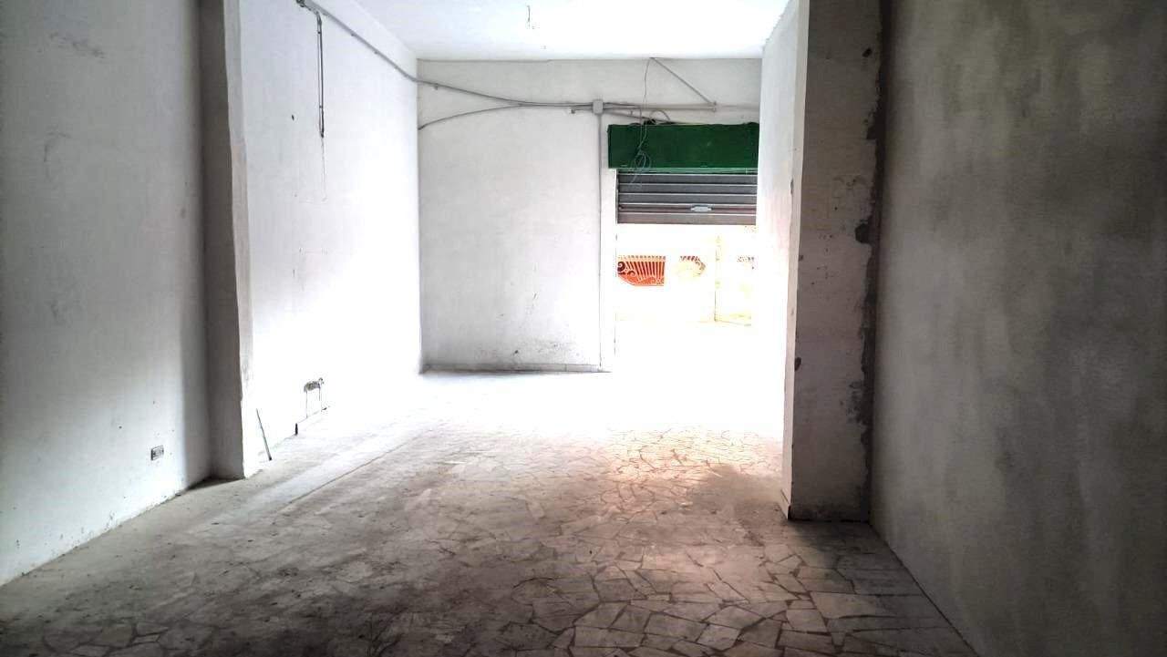 snapedit_1712845991132.jpg - Laboratory Via Amedeo Modigliani 14, Melito di Napoli - photo 1