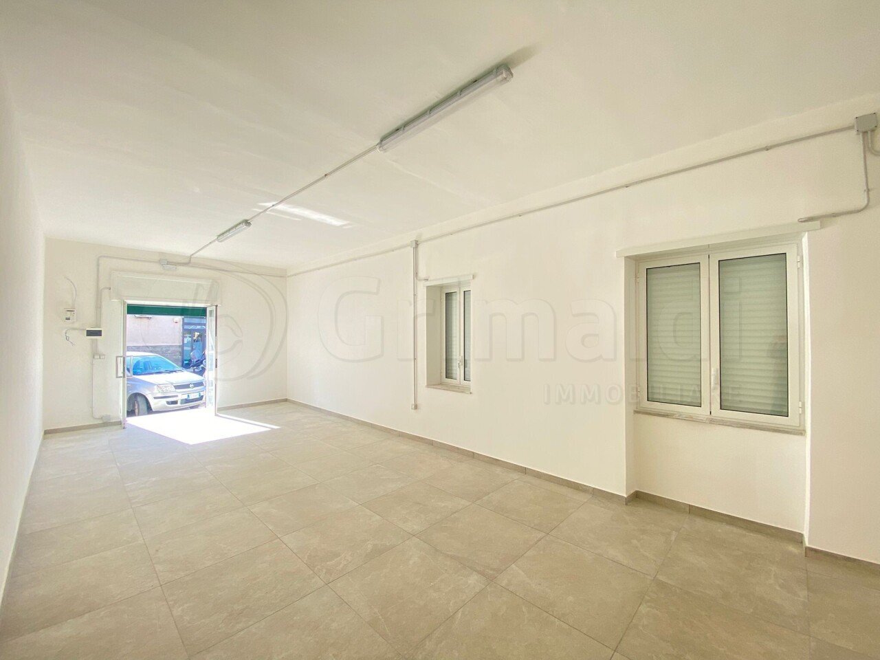 WhatsApp Image 2026-02-13 at 17.40.56.JPG - Locale Commerciale Giugliano in Campania - foto 2