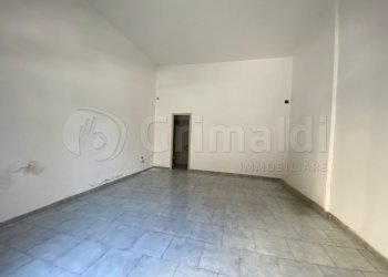 4.jpg - Locale Commerciale Sant'Antimo - foto 4