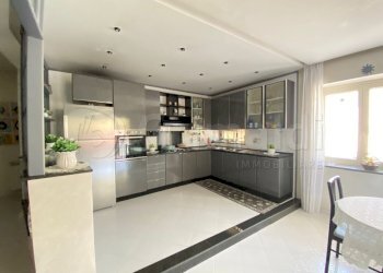 6.jpg - Portion of a house Giugliano in Campania - photo 6