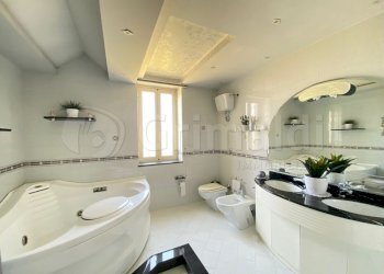 7.jpg - Portion of a house Giugliano in Campania - photo 7