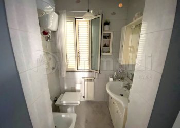 12.jpg - Portion of a house Giugliano in Campania - photo 12