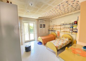 13.jpg - Portion of a house Giugliano in Campania - photo 13