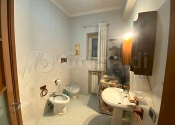 7.jpg - Quadrilocale Giugliano in Campania - foto 8