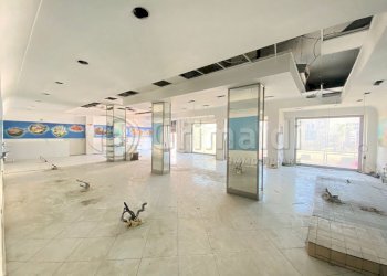 2.JPG - Locale Commerciale Giugliano in Campania - foto 2