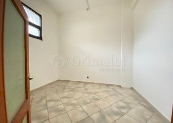 04.JPG - Locale Commerciale Villaricca - foto 4