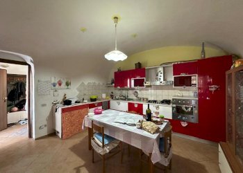 Cucina - Casa indipendente via fratelli necco 15, Caresana - foto 5