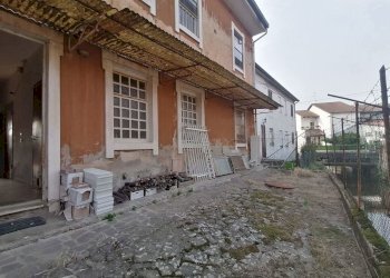 Cortile retro - Independent house via roggia molinara 1, Prarolo - photo 29