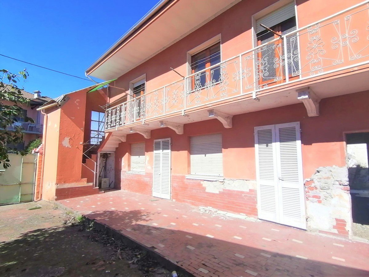 082df8c3-36f0-4184-888a-693a9648af9b.jpg - Independent house Villata - photo 3