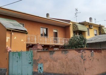 20221004_103010.jpg - Independent house Villata - photo 1