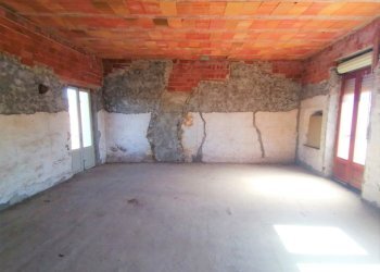 31c484ba-804d-4d40-af90-e4dd194078e5.jpg - Independent house Villata - photo 7