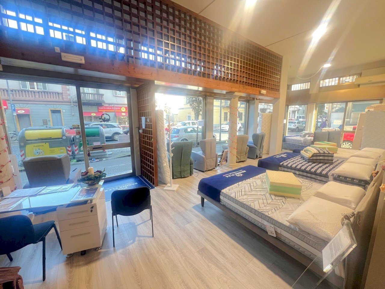 IMG-20241210-WA0013.jpg - Locale Commerciale Corso Marcello Prestinari 111, Vercelli - foto 2