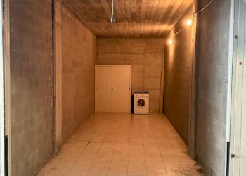 IMG-20250917-WA0000.jpg - Box Via Borsellino, Torino - photo 1