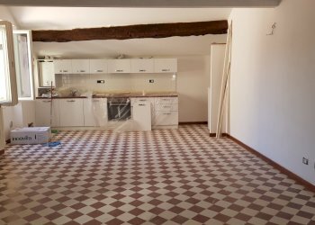 20181009_124032.jpg - Four-room apartment Sarzana - photo 3