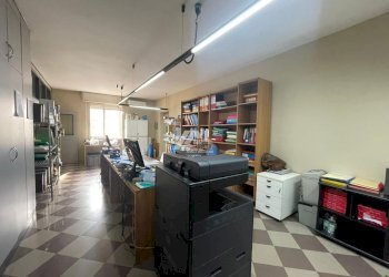 IMG-20251003-WA0021_risultato.jpg - Locale Commerciale Via dell'Industria 53, Travagliato - foto 8