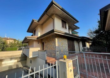 IMG-20241031-WA0003.jpg - Villa Via della Musia 25, Brescia - foto 1