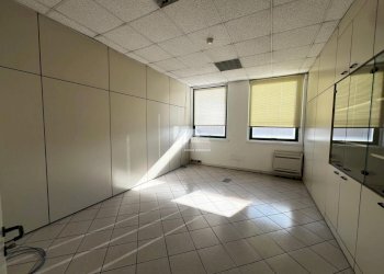 IMG-20250124-WA0018_risultato.jpg - Locale Commerciale Via Antonio Allegri 93, Brescia - foto 7