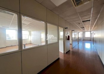 IMG-20250124-WA0022_risultato.jpg - Locale Commerciale Via Antonio Allegri 93, Brescia - foto 9