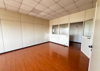 IMG-20250124-WA0027_risultato.jpg - Locale Commerciale Via Antonio Allegri 93, Brescia - foto 12