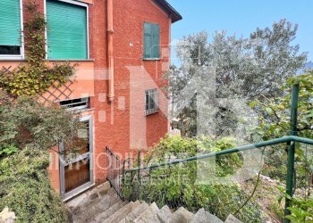 INGRESSO PIANO TERRA 1.jpg - Casa semi indipendente Frazione Sant'Apollinare 3, Sori - foto 26