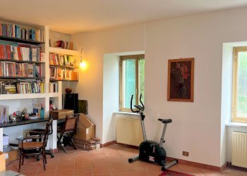 SALA PIANPO PRIMO VERT.jpg - Casa indipendente Via Cappelletta 37, Avegno - foto 6