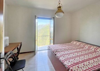 CAMERA A 1.jpg - Casa indipendente Via Cappelletta 37, Avegno - foto 11