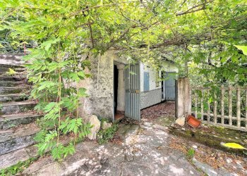 CORTE E MAGAZZINI.jpg - Casa indipendente Via Cappelletta 37, Avegno - foto 21