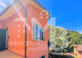 FACCIATA OVEST.jpg - Appartamento Strada Provinciale 333 di Uscio 56, Avegno - foto 2