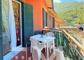 TERRAZZO VERT.jpg - Appartamento Strada Provinciale 333 di Uscio 56, Avegno - foto 3