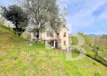 C CASA E TERRENO.jpg - Independent house Frazione Pannesi 41, Lumarzo - photo 1