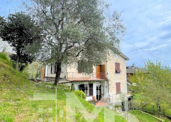 CASA E TERRENO VERT.jpg - Independent house Frazione Pannesi 41, Lumarzo - photo 4