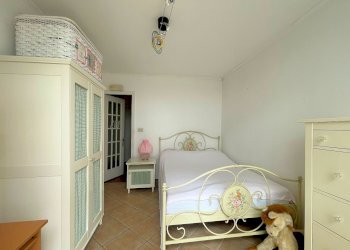 C CAMERA B PIANO PRIMO 2.jpg - Independent house Frazione Pannesi 41, Lumarzo - photo 28