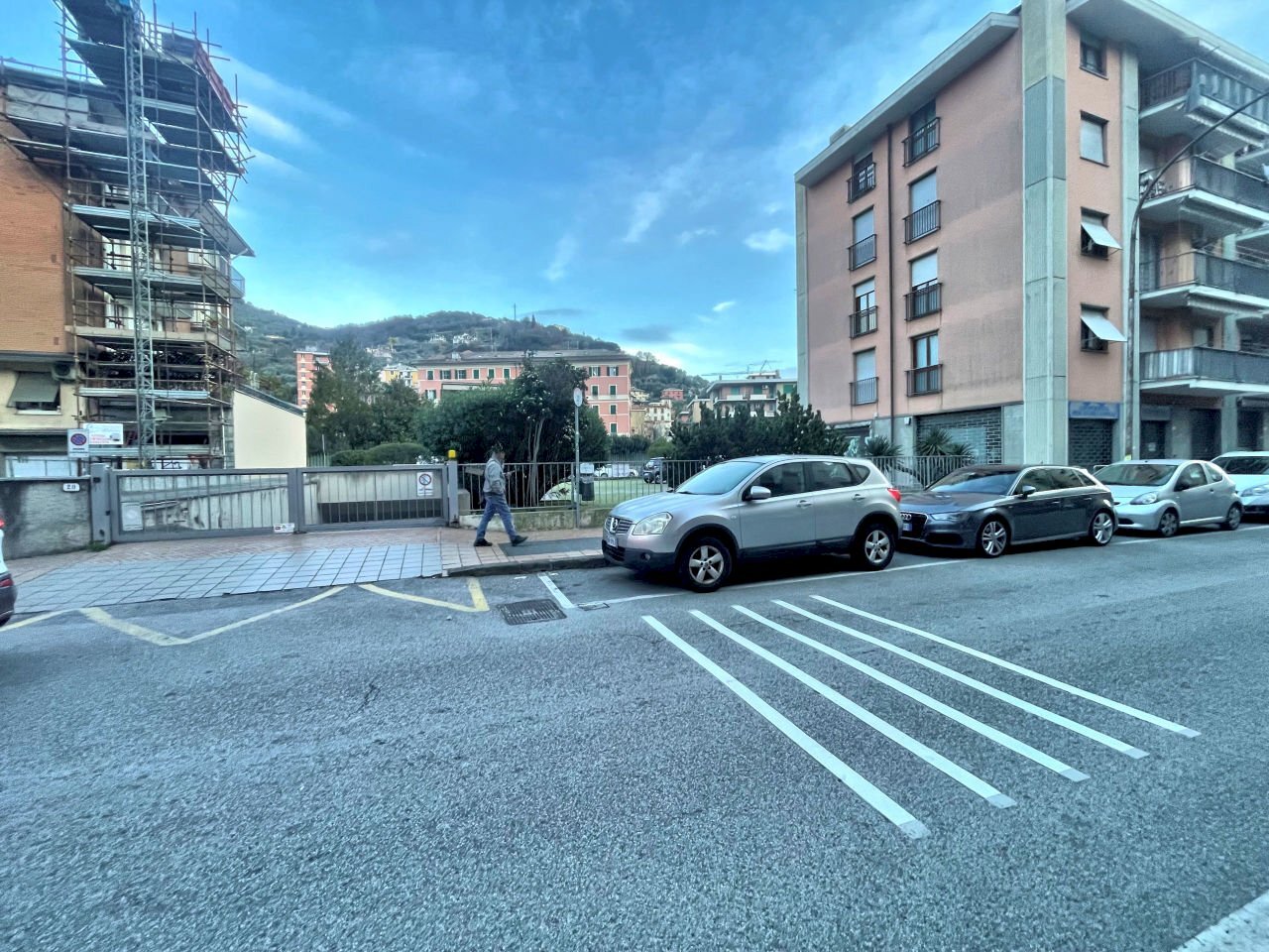 INGRESSO DA VIA XXV APRILE .jpg - Box Via XXV Aprile 16, Recco - foto 1