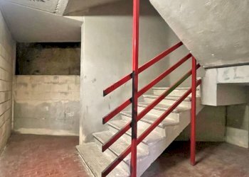 ADIACENTE USCITA DI SICUREZZA - Box Via XXV Aprile 16, Recco - foto 9