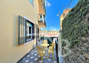 INGRESSO E TERRAZZO.jpg - Appartamento Camogli - foto 2