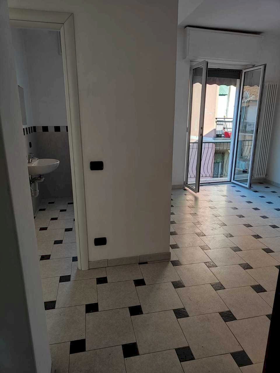 Immagine WhatsApp 2025-03-05 ore 09.23.44_90ae86c5 - Three-room apartment Via Alessandro Volta 21, Rapallo - photo 3