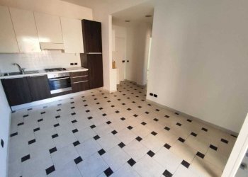 Immagine WhatsApp 2025-03-05 ore 09.23.45_62c3c63b - Trilocale Via Alessandro Volta 21, Rapallo - foto 1