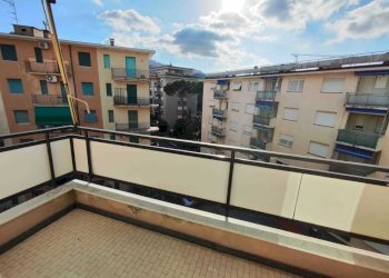 Immagine WhatsApp 2025-03-17 ore 16.19.45_631b5fc0 - Appartamento Via Puchoz  24, Rapallo - foto 1