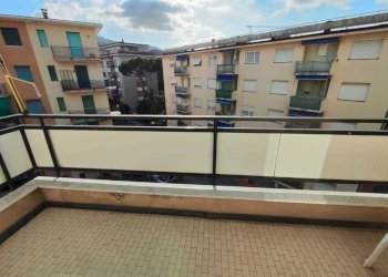 Immagine WhatsApp 2025-03-17 ore 16.19.46_64771c27 - Appartamento Via Puchoz  24, Rapallo - foto 14