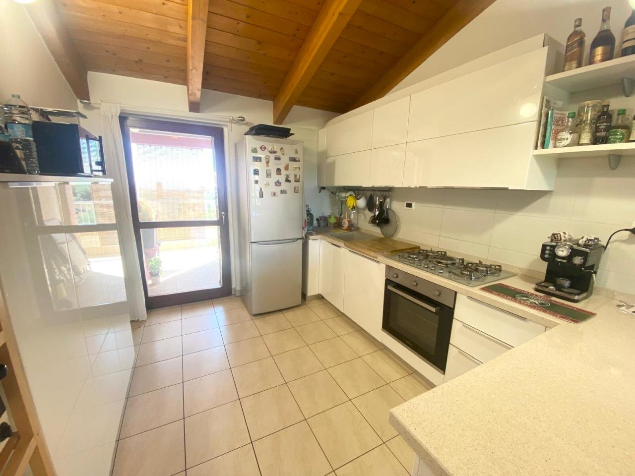 2.jpg - Four-room apartment VIA MATTATOIO VECCHIO, Spoltore - photo 2