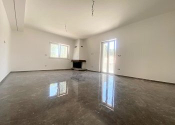 13.jpg - Villa Via Ugo Foscolo 37, Montesilvano - foto 12