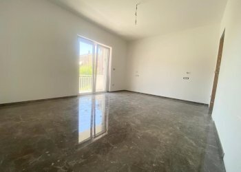 17.jpg - Villa Via Ugo Foscolo 37, Montesilvano - foto 16