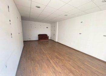 9.jpg - Locale Commerciale Via Luigi Cadorna 48, Pescara - foto 10