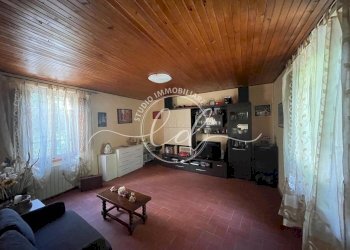 PHOTO-2025-09-24-17-35-49 3.jpg - Porzione di casa Massarosa - foto 18