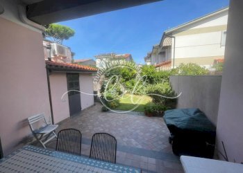 WhatsApp Image 2025-09-17 at 13.16.23.jpeg - Porzione di casa Viareggio - foto 3