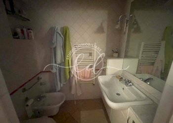 WhatsApp Image 2025-09-17 at 13.16.25 (14).jpeg - Porzione di casa Viareggio - foto 16