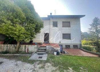 PHOTO-2025-09-13-09-39-49 2.jpg - Casa indipendente Massarosa - foto 19