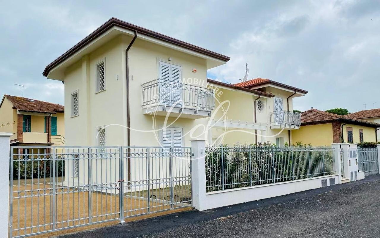 PHOTO-2025-07-21-12-39-08 3.jpg - Portion of a house Pietrasanta - photo 2