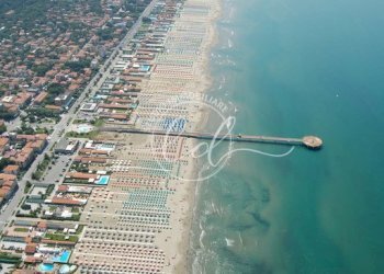 marina-di-pietrasanta.jpg - Locale Commerciale Pietrasanta - foto 2